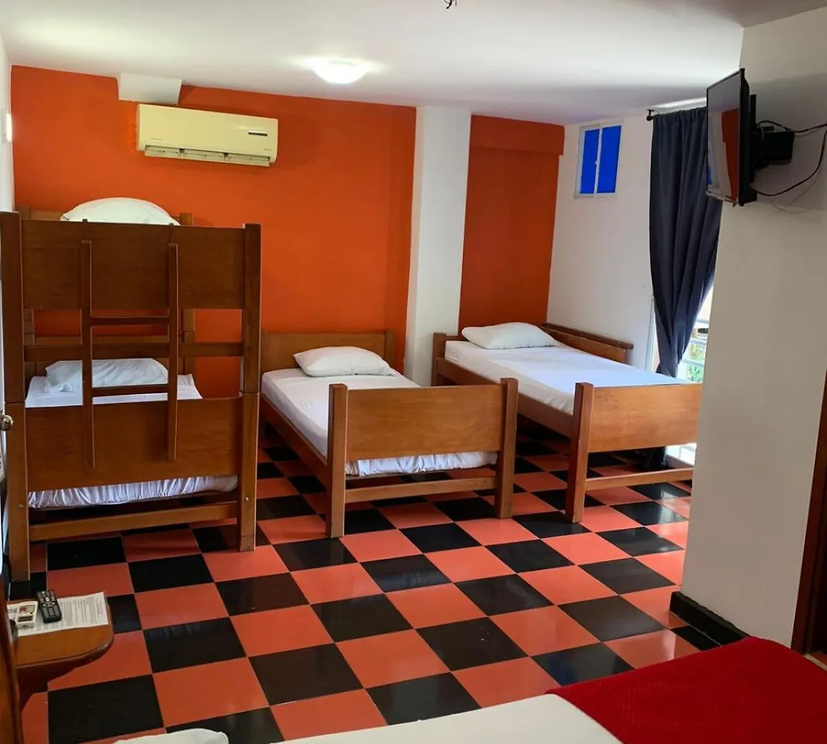 Hotel Bahia Plaza Santa Marta